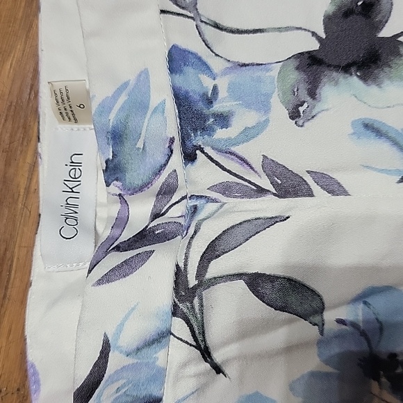 Calvin klein long pants 🌼🪻💐 floral color size 6 99 cotton 2% spandex - Picture 5 of 16